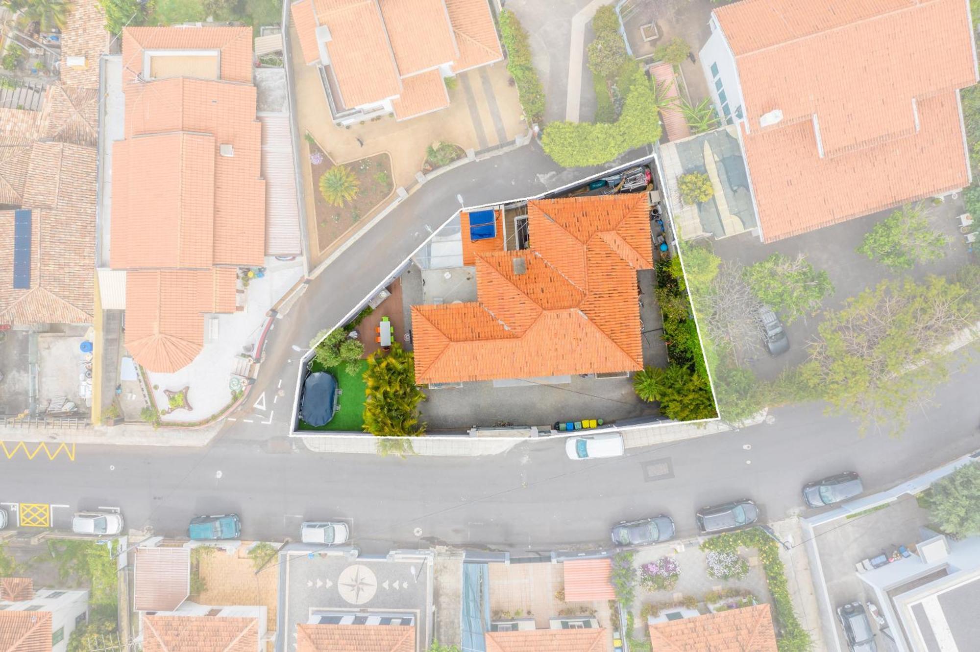 Casa Familiar 3 Quartos Funchal  Bilik gambar